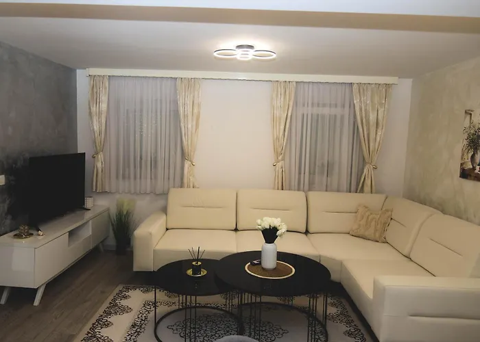 Sunset 公寓 莫斯塔尔